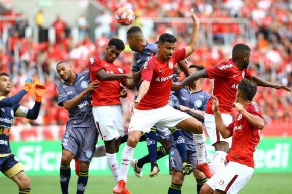 Inter vence o Aimoré e se classifica às quartas de final do Gauchão - foto 4