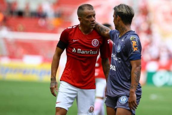 Inter vence o Aimoré e se classifica às quartas de final do Gauchão - foto 3