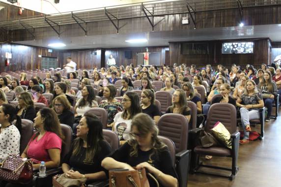 Servidoras Municipais participam de atividade do Mês da Mulher - foto 2
