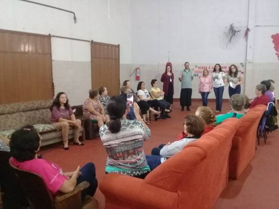 Grupo de dança e canto retomou as atividades e está disponível para apresentações