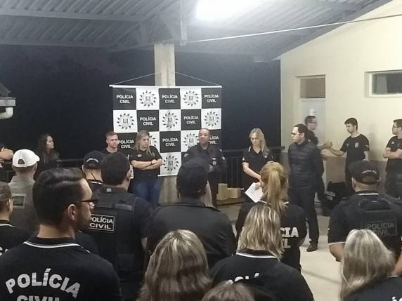 Polícia Civil cumpre mandados em Operação, em Cerro Largo - foto 8