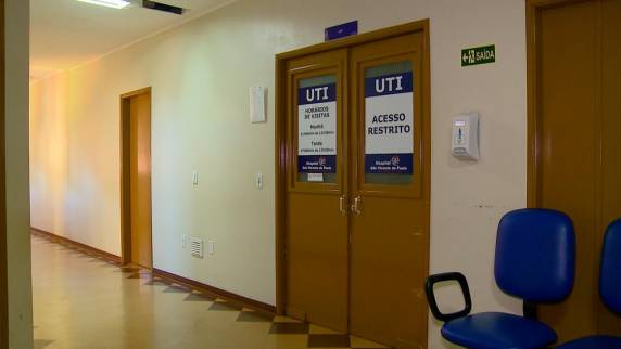 14ª Coordenadoria de Saúde investiga se procedimento estético realizado no local pode ter causado intoxicação em pacientes, que foram parar no hospital. Farmacêutica responsável disse que aguarda perícia nos medicamentos utilizados para poder se posicionar
