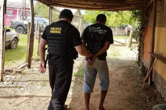 Integrante da organização criminosa foi preso em flagrante, em São Borja