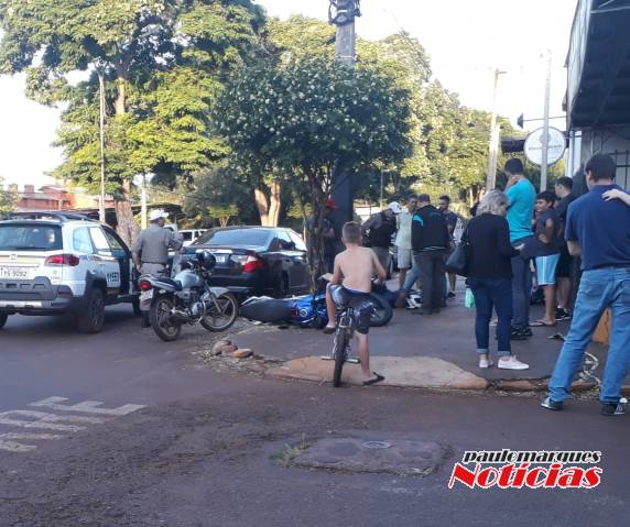 Adolescente fica ferido em colisão entre carro e moto no Centro de Três de Maio - foto 2