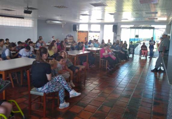 Apae de Três de Maio é contemplada com a Patrulha Escolar - foto 2