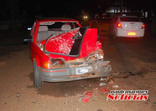 Colisão frontal envolve carro e caminhão no bairro Glória em Três de Maio - foto 5