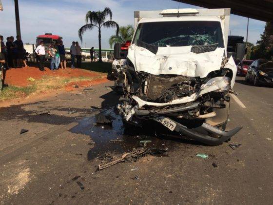 Duas pessoas ficam feridas em acidente com quatro veículos na RSC-386, em Lajeado - foto 2