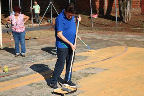 Governo Municipal realiza ações do Projeto Nosso Bairro Melhor - foto 2