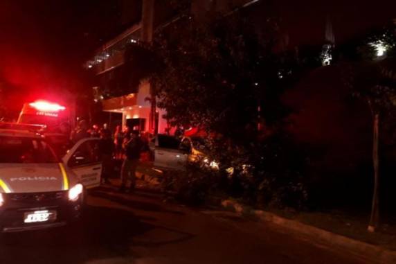 De acordo com a Brigada Militar, os confrontos aconteceram em um intervalo de 40 minutos, na noite desta quarta-feira (3). Quatro homens foram presos e outros dois estão foragidos