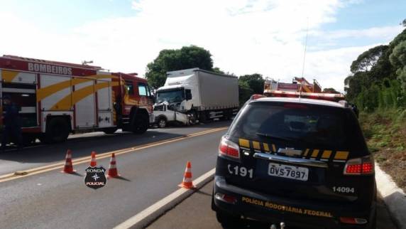 Grave acidente deixa dois óbitos e outros dois feridos na BR-282 - foto 2