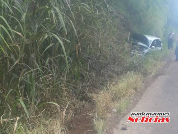 Colisão frontal deixa dois feridos na RS 210 em São Martinho - foto 5