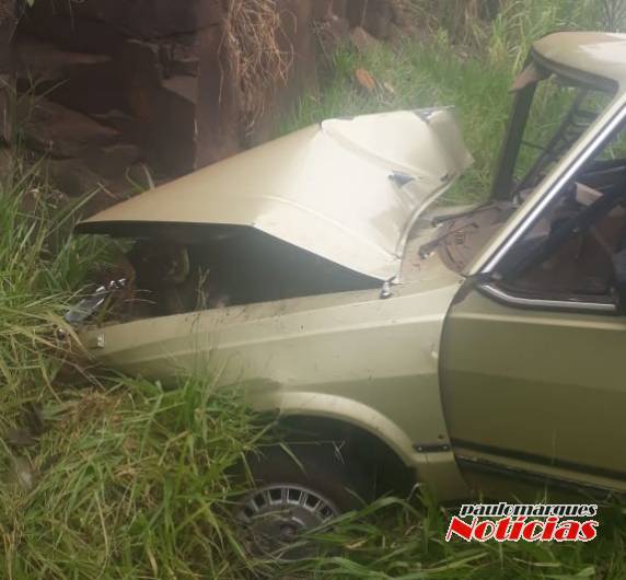 Colisão frontal deixa dois feridos na RS 210 em São Martinho - foto 2
