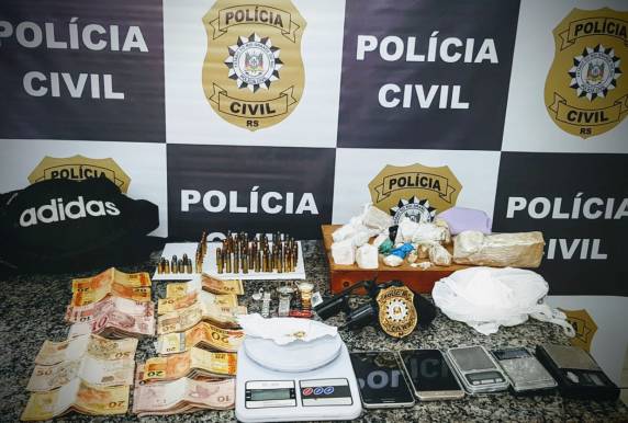 Operação ''Pulso Firme'' prende mais dois por tráfico, receptação e posse de arma de fogo em Santo Ângelo - foto 3