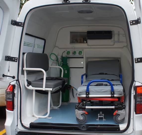 Município de SJI recebe ambulância para ser usada em simples remoção - foto 3