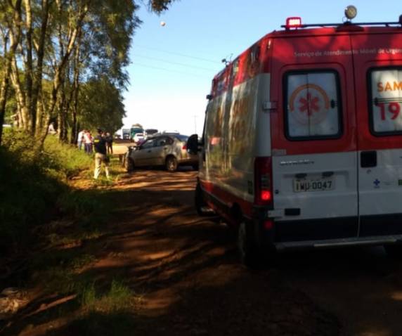 Colisão frontal deixa dois feridos na BR 285 em Ijuí - foto 3