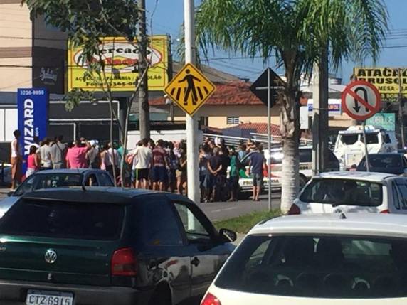 Caso ocorreu em frente a um mercado no bairro Ingleses. PM registrou confronto como desacordo comercial
