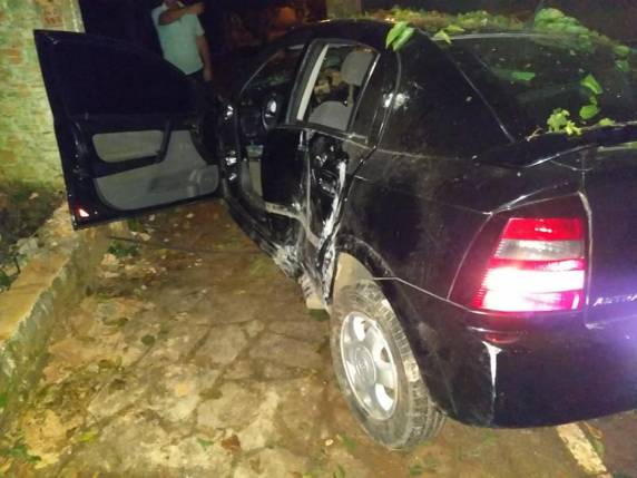 Grave acidente deixa quatro jovens feridos em Salto do Jacuí - foto 3