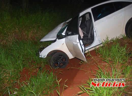 Mulher fica ferida em colisão que envolveu automóvel e carreta na BR 472 em Três de Maio - foto 2