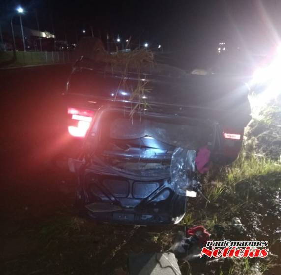 Jovem morre em capotagem de veículo na BR 472 em Três de Maio - foto 2