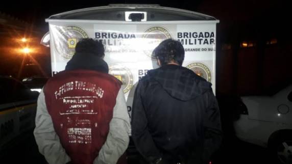 Dupla suspeita de realizar o crime foi presa pela polícia na noite de sexta-feira (3)