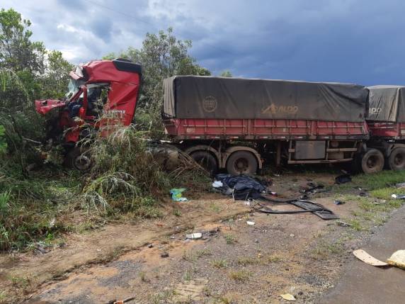 Ex-prefeito de Coronel Pilar morre em acidente entre ônibus e caminhão no Mato Grosso - foto 2