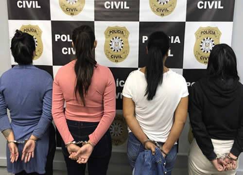 Quatro suspeitas foram presas. Segundo as investigações, quadrilha teria faturado mais de R$ 300 mil entre fevereiro e março