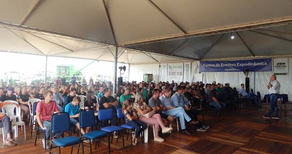 Seminário do Leite reúne mais de 200 produtores na Expofeira - foto 5