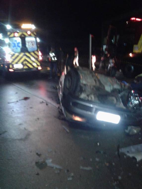 Entre as vítimas estavam o motorista do carro, de 39 anos e os passageiros, um homem e uma mulher, de 30 anos