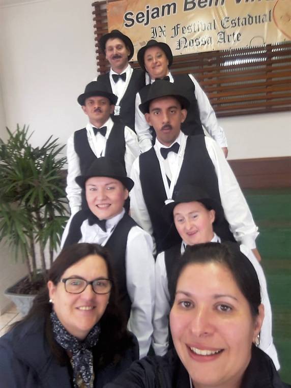 Apae participa do 9º Festival Estadual Nossa Arte, em Teutônia - foto 2