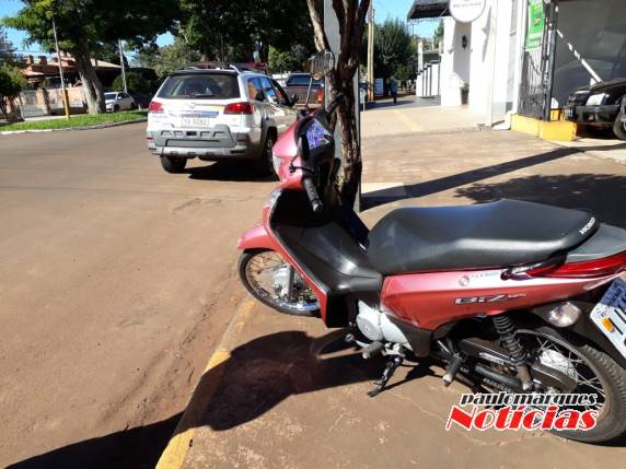Colisão entre caminhonete e moto deixa mulher ferida no Centro de Três de Maio - foto 3