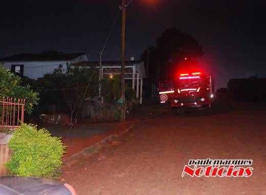 Bombeiros controlam princípio de incêndio em Três de Maio - foto 3