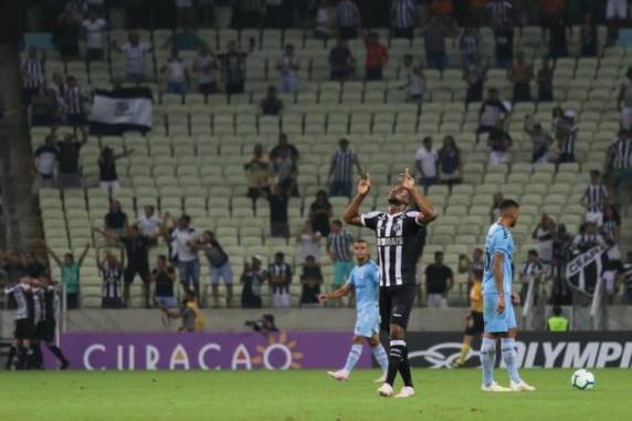 Time de Renato tem apenas dois pontos em cinco rodadas na competição