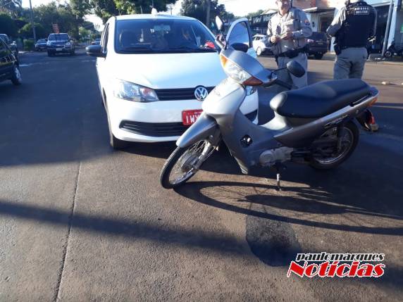 Acidente envolve carro e moto e deixa mulher ferida em rótula de Três de Maio - foto 2