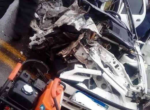 Acidente envolvendo carreta e dois automóveis deixa jovem gravemente ferido em Mormaço - foto 2