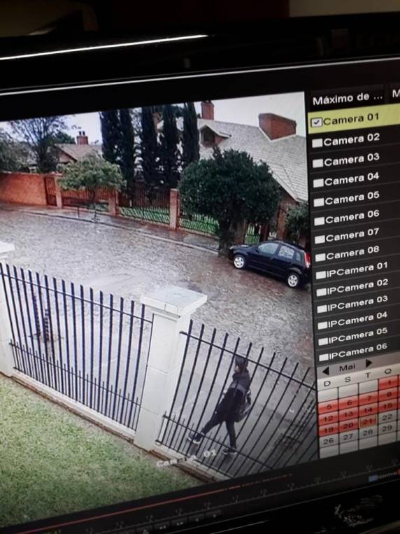 VÍDEO; Polícia Civil trabalha para identificar ladrão que assaltou uma mulher em Três de Maio - foto 3