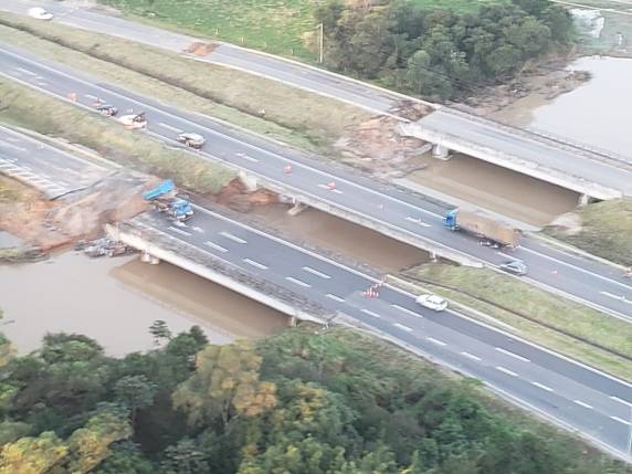 Situação da BR 101 em Sangão SC - foto 2