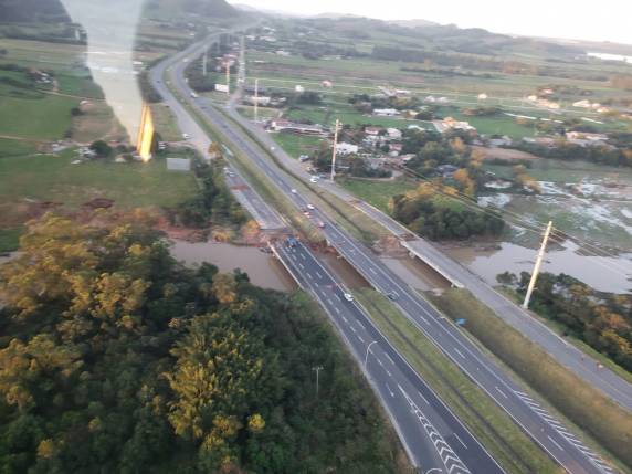 Situação da BR 101 em Sangão SC - foto 5
