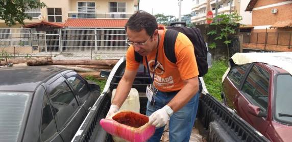 No sábado, foram realizados mutirões de limpeza na cidad