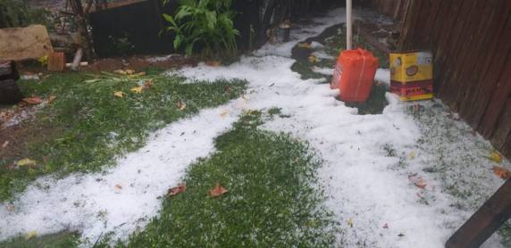 Forte chuva de granizo atinge a cidade de Vacaria e provoca diversos prejuízos - foto 3