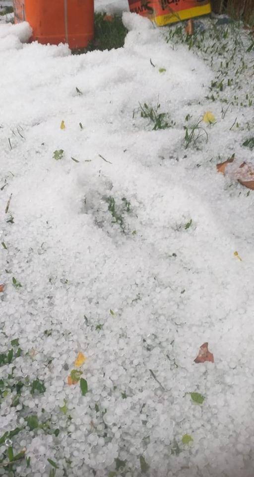 Forte chuva de granizo atinge a cidade de Vacaria e provoca diversos prejuízos - foto 4