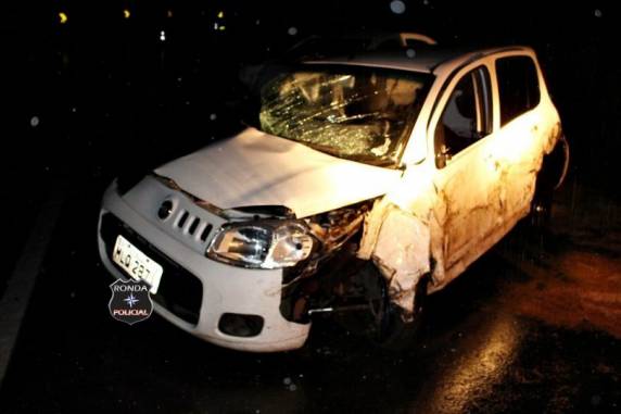 Motorista fica presa às ferragens em grave acidente na BR-282 - foto 2