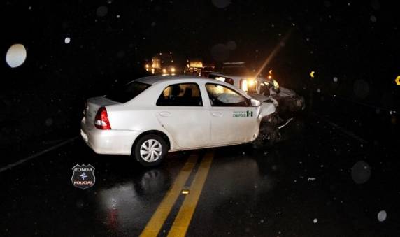 Motorista fica presa às ferragens em grave acidente na BR-282 - foto 3
