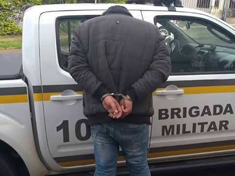 Brigada Militar de Santa Rosa prende homem por tráfico de drogas - foto 2
