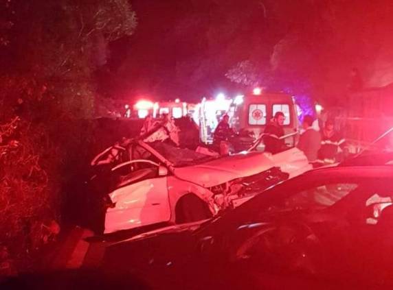 Acidente com ônibus de turismo deixa 10 mortos em rodovia de SP - foto 3