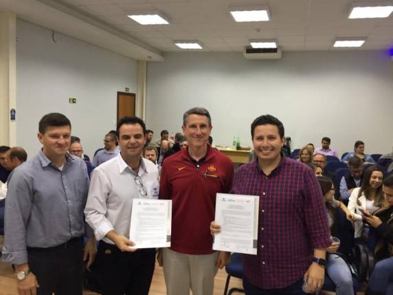 FAHOR assina convênio com Universidade de Iowa - EUA - foto 2