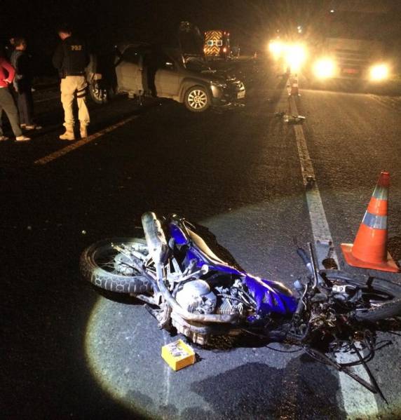 Vítima é um homem de 61 anos. Ele estava na motocicleta