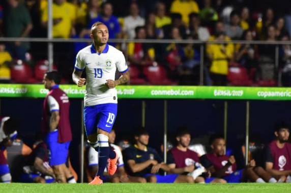 Seleção Brasileira largou na frente no Grupo A da competição