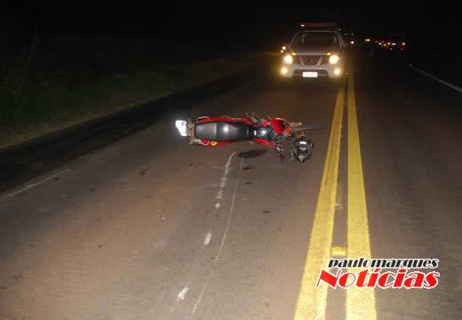 VÍDEO; colisão entre duas motos deixa motociclistas feridos na BR 472 em Três de Maio - foto 6