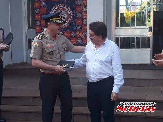 Corpo de Bombeiros de Três de Maio recebe novo caminhão de combate à incêndios - foto 5