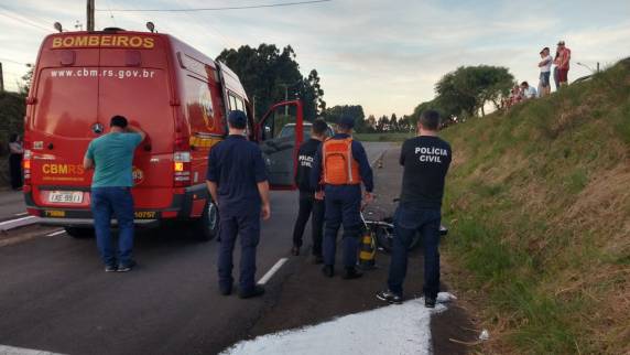 O condutor terá o direito de dirigir suspenso e está proibido de se envolver em outros delitos